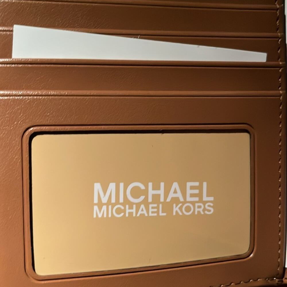 Michael Kors Bedford Travel Medium Logo Stripe Passport Wallet - Picture 4 of 4